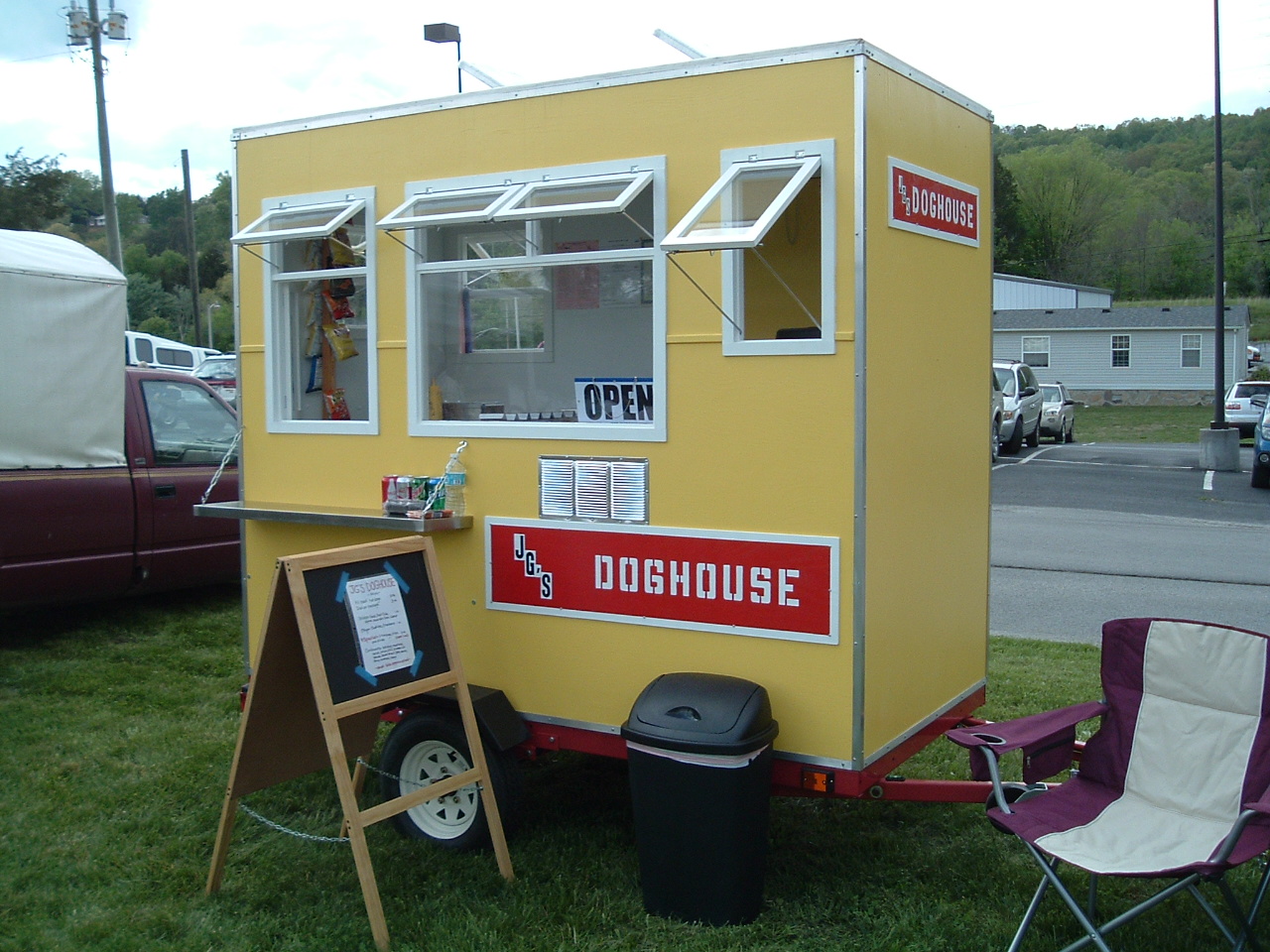 Home made stand in hot dog cart